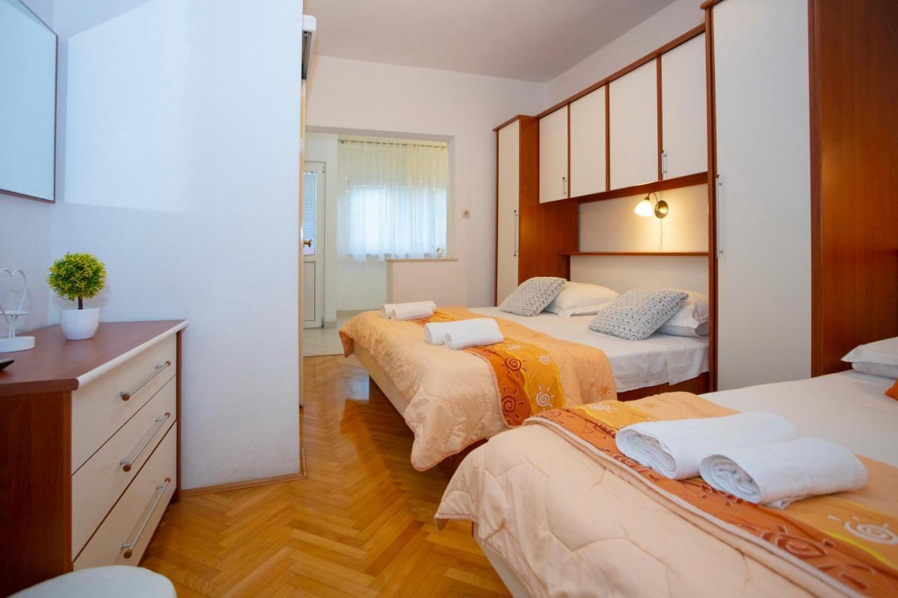Villa Milenka - Apartmani Gorana Tucepi Room photo