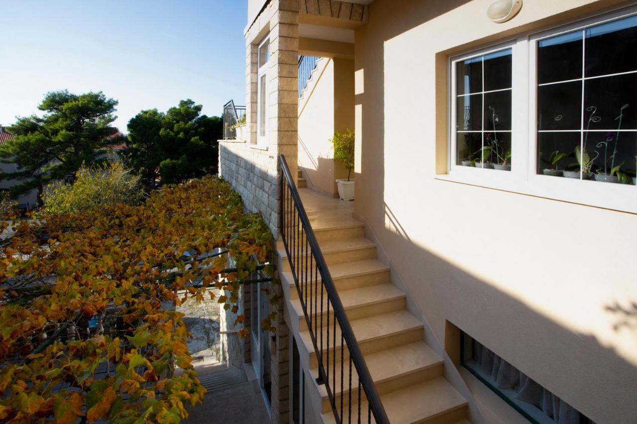 Villa Milenka - Apartmani Gorana Tucepi Exterior photo